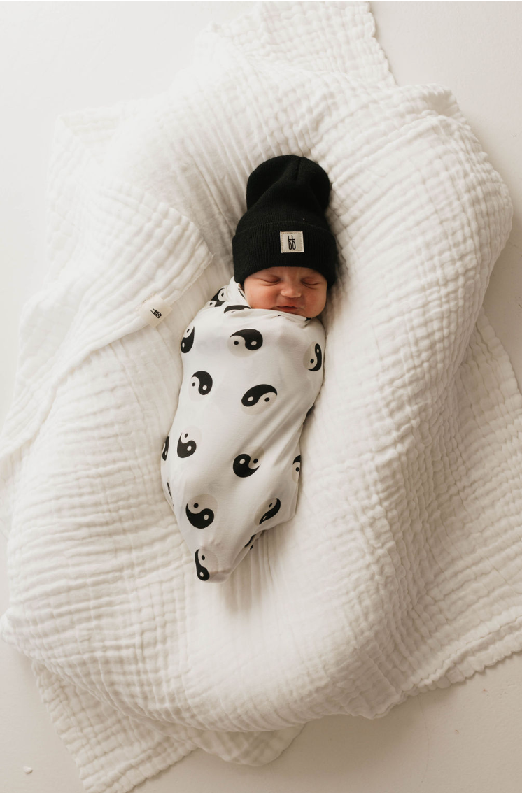 Bamboo Swaddle | Black & White Yin Yang