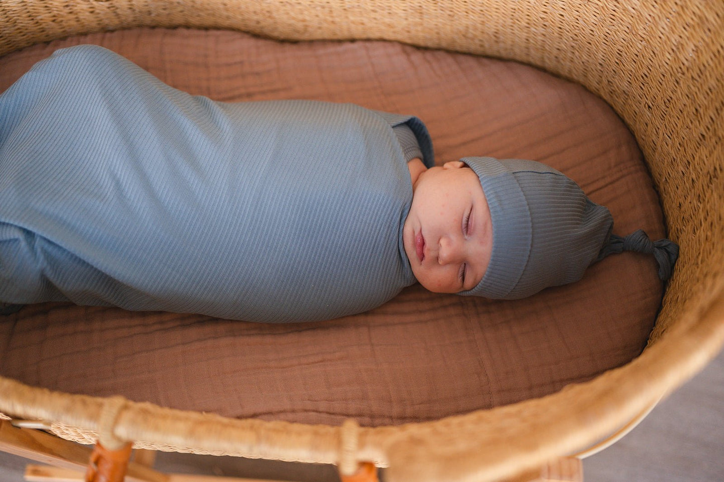 Knot Hat - Arona Blue Ribbed